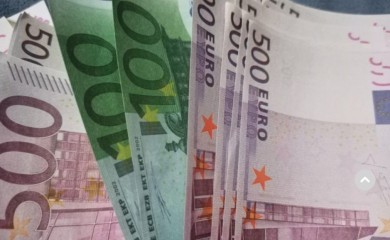 KRIJU IMOVINU KAO ZMIJA NOGE Još nema kazne za političare koji ne prijavljuju sve svoje nekretnine