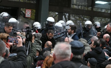 „Nisu aktivisti, već nasilnici“: Dačić se oglasio o sukobu opozicije i policije