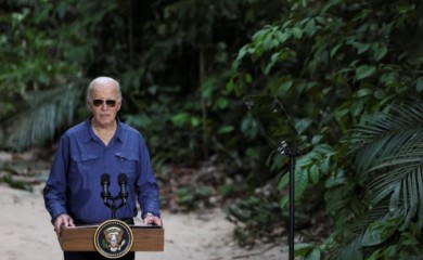 Bajden održao govor u Brazilu i odlutao u prašumu koja se nalazila iza njega (VIDEO)