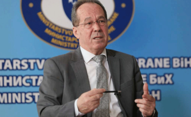 AULIĆ: Predsjedništvo nadležno za odbranu, Podžić izvršilac a ne kreator odluka