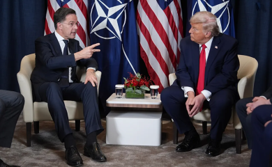 Tramp povukao carine i najavio dogovor o Grenlandu: Okvirni sporazum sa NATO-om nakon Davosa podigao berze