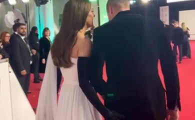 Kejt udarila princa Vilijama po zadnjici: Evo šta mu je tada rekla (VIDEO)