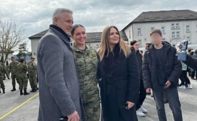 Tompsonova kćerka u Hrvatskoj vojsci, roditelji došli na zakletvu