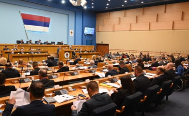 Narodna skupština RS usvojila zakon: Partije se više ne mogu finansirati iz budžeta