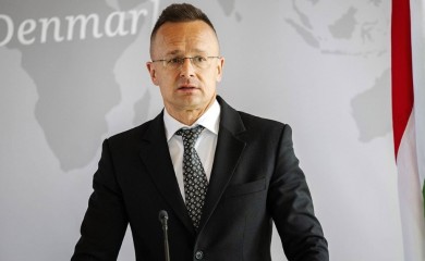 Sijarto: Svi trguju sa Rusijom, samo Budimpešta to radi otvoreno