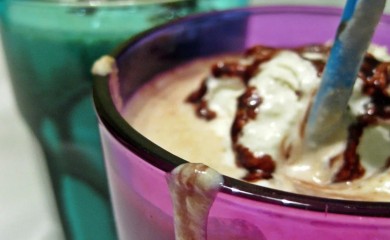 Ugledni stomatolog otrovao suprugu šejkom