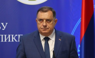 Dodik: Kladionicama nije mjesto pored škola
