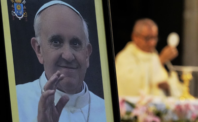 Zbog ove žene je papa Franjo život posvetio vjeri: "Ako tebe ne oženim, postaću sveštenik" (FOTO)