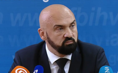 Ramo Isak “nije upoznat” o napadima i uznemiravanju srpskih povratnika