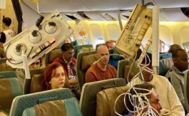Dramatične ispovijesti iz aviona u kojem je stradao putnik tokom turbulencija: “Vrata pakla su se otvorila”