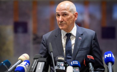 Janez Janša položio zakletvu kao premijer Slovenije