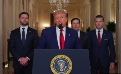 AMERIKA NAPALA IRAN Tramp dao zeleno svjetlo, SAD gađale 3 nuklearna postrojenja VIDEO