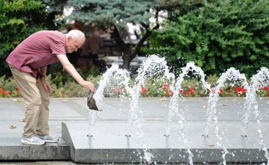 I penzioneri sa čekom do 350 KM dobiće pomoć