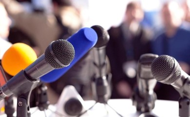 U napadima na novinare prednjače političari