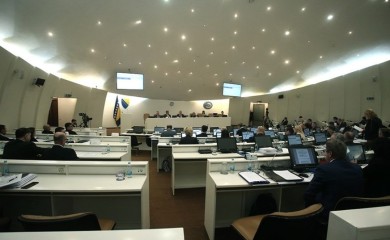 Na dnevnom redu ponovo ukidanje akciza