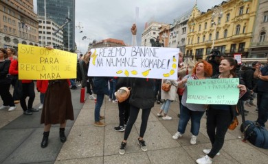 U Zagrebu održan protest zaposlenih u vrtićima