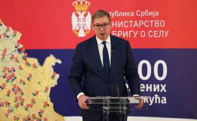 Vučić: Upravo se dogodio teroristički akt ispred Skupštine Srbije