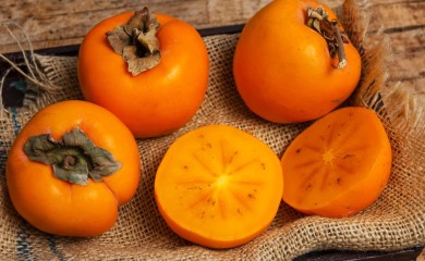 Plodovi narandžaste boje: Japanska jabuka