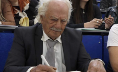 Penzioner upisao Mašinski fakultet, klupu dijeli sa 70 godina mlađim studentima