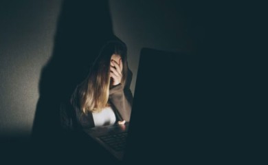 Sve više slučajeva: Internet nasilje teško ukrotiti zakonom