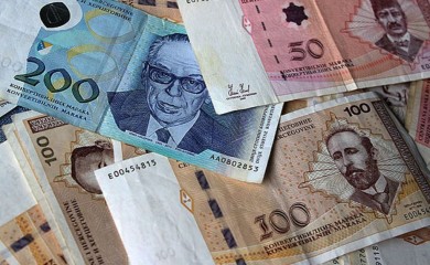 POSLODAVCI: Januarska plata može biti isplaćena po novom modelu uz povećanje od 300 KM