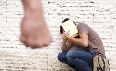 Snimali telefonom: Otkriveni maloljetnici koji su u napuštenoj kući mučili dječaka