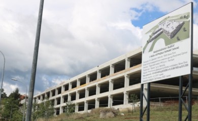 Đajić ponovo probio rok: Ne nazire se završetak radova parking garaža