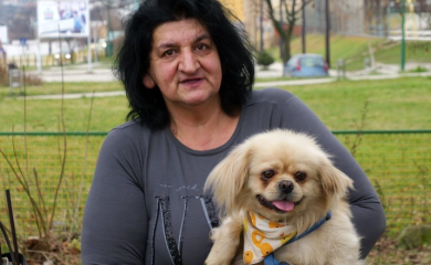 Hranu traži po kontejneru: Prijateljici čuva psa za 5 KM mjesečno (VIDEO)