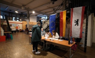 Građani Njemačke izašli na birališta, mnoge brine rast desnice