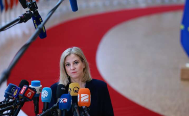 „U EU blokira veto Mađarske“ Ministarka spoljnih poslova Austrije RAZMATRA SANKCIJE Dodiku, tome se protive u FPO