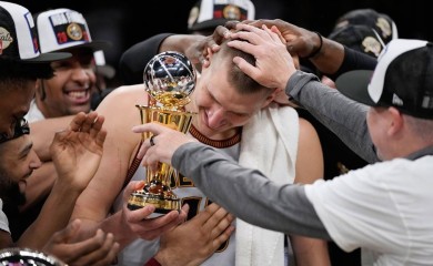 “Metla” Denvera za Lejkerse, Jokić odveo ekipu u prvo NBA finale