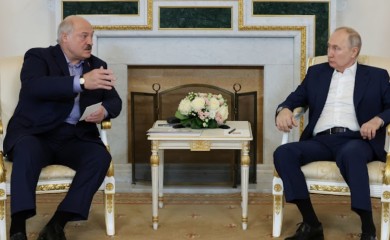 Lukašenko sa Putinom: “Vagner” nam stvara stres, žele na Zapad, u Poljsku