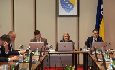 Savjet ministara BiH od tri dogovorena zakona usvojio samo jedan