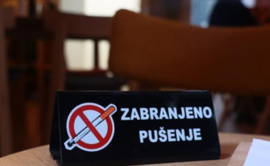 Zabrana pušenja prijeti da zatvori lokale! Ugostitelji: “NE MOŽEMO TJERATI GOSTE!”