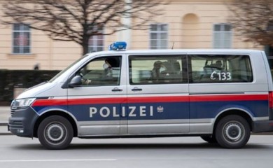 AUSTRIJA: Autobus sletio s puta, povrijeđene 24 osobe