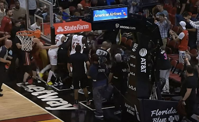 SKANDAL U NBA: Tuča usred meča