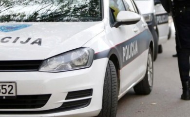 Na području Tuzle velika akcija policije "DAF": Oduzeti dijelovi za kamione i automobili u vrijednosti od 145.000 KM