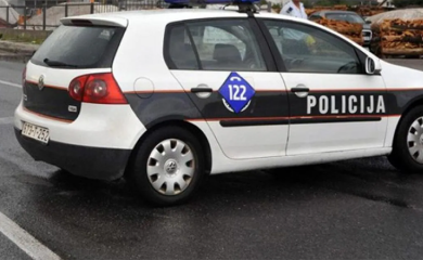 Detalji ubistva: Jedna unuka baki držala noge, druga je davila