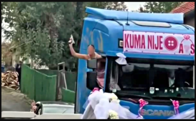 "Kuma luda kao struja" Došla na šleperu, PA ZAPUCALA, na svadbi drugarice napravila cirkus, ljudi je osudili u komentarima