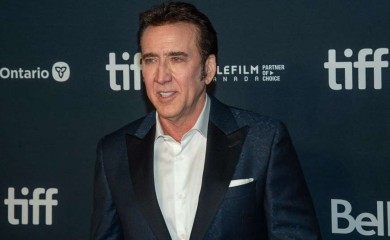 Nikolas Kejdž na snimanju novog filma pokazao neobičan imidž