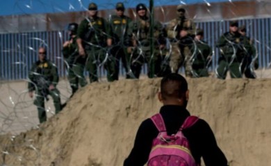 Tramp bez milosti: U toku najveća operacija masovne deportacije VIDEO