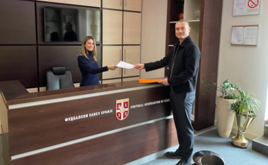 Vidić podnio kandidaturu za predsjednika FSS, ušetao u prostorije lično (FOTO)