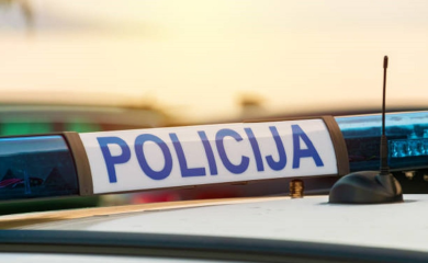 Muškarac poginuo u prevrtanju traktora