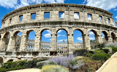 Šta kažu građani Pule o zabrani narodnjaka u njihovom gradu