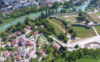 Crna krivina u banjalučkoj ulici opasna za vozače