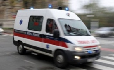 Radnik pao sa zgrade u Banjaluci, teško povrijeđen