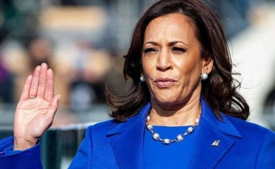 Prva anketa nakon Bajdenovog povlačenja: Kamala bliža Bijeloj kući