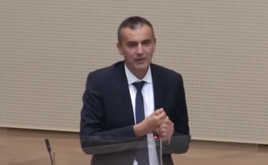 BABALJ: Poslije propalog puča nastaviće se maćehinski odnos SNSD-a prema Istočnom Sarajevu