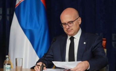"Oni koje neće da nose oružje služiće DUPLO DUŽE” Vučević o uvođenju obaveznog vojnog roka u Srbiji