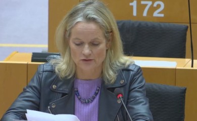 Fon Kramon: Strana koja ne potpiše francusko-njemački prijedlog biće međunarodno izolovana